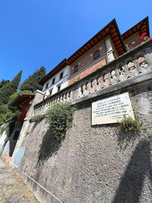 Attico In Villa Storica - Dolcevita Holiday Флоренция Экстерьер фото
